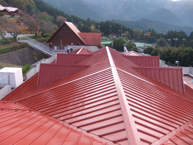 姫路市　屋根塗装　防水工事　スポーツ施設