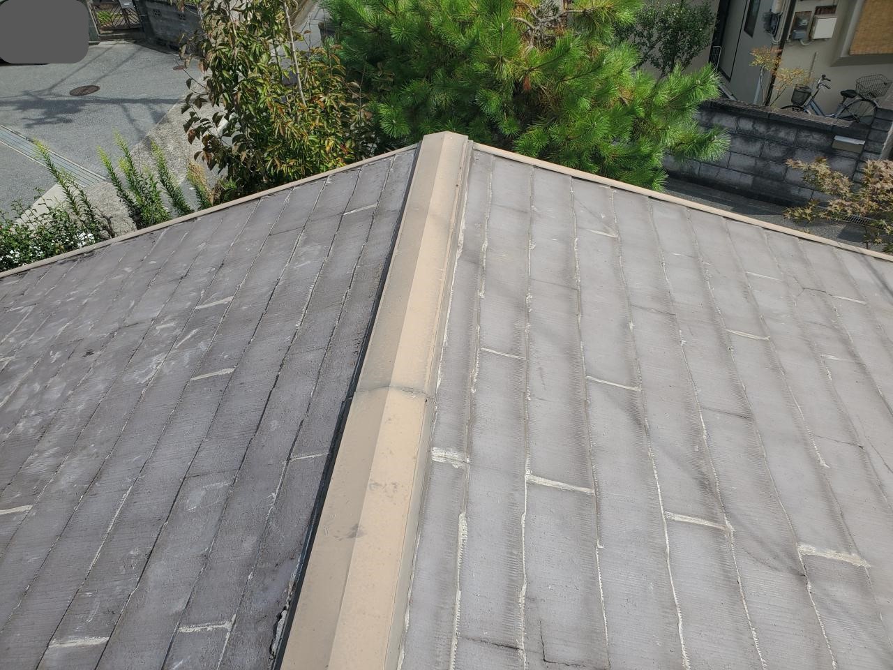 加古川市　築４０年　屋根雨漏り修繕工事　屋根重ね葺きガルバリウム鋼板カバー工法