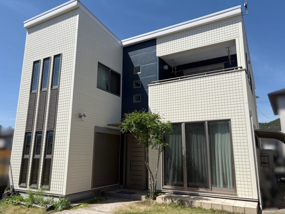 姫路市　築１８年　ＡＬＣ外壁塗装　金属屋根塗装　ベランダ防水