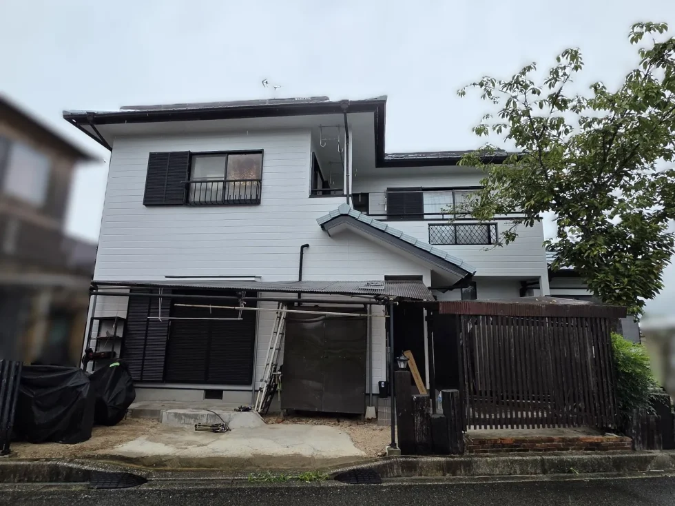 加西市　サイディング外壁塗装　モニエル瓦屋根塗装